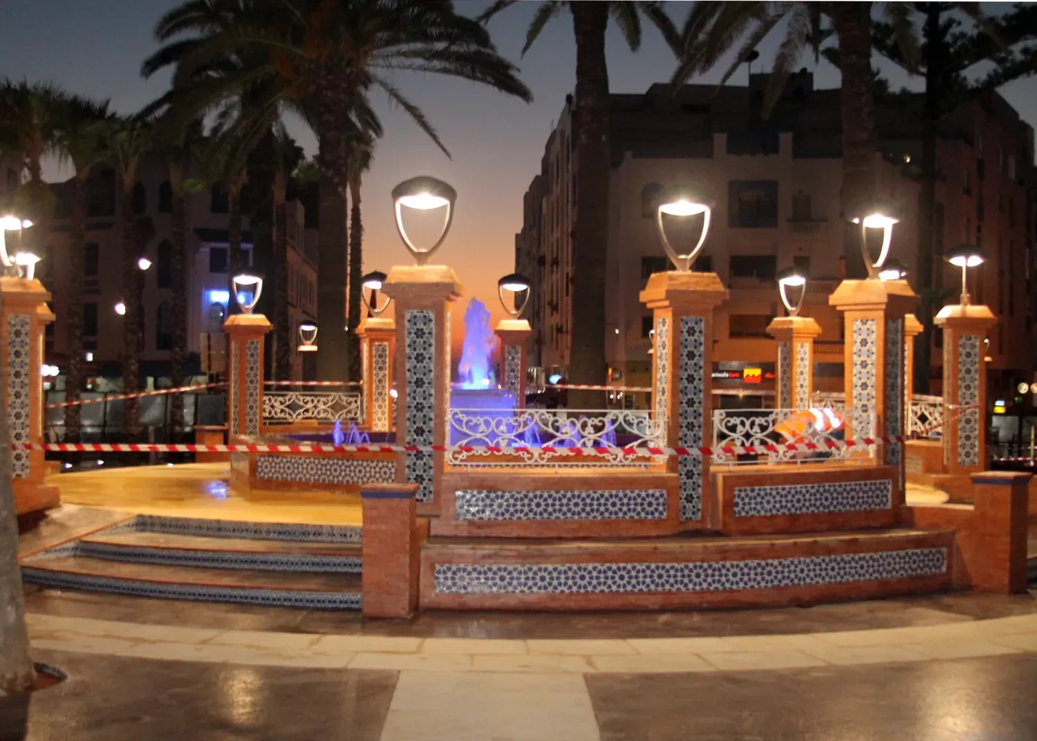 Place Libération, Larache, photo 02